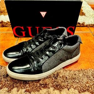 GUESS? Men's Torence Low-Top Shiny Black Sneakers Shoes Dark Grey 11